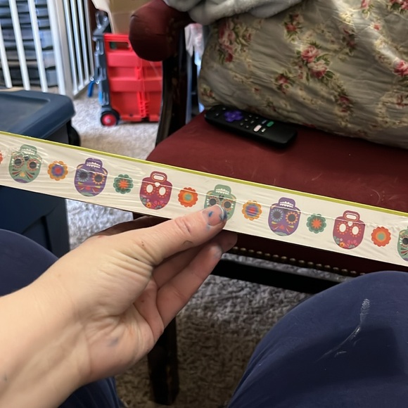 New, Wrapped in Plastic, Decorative Day of the Dead Sign, Sugar Skulls, Flowers - Picture 2 of 4